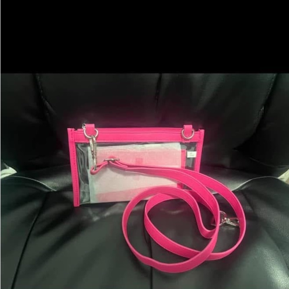 Clear Crossbody in Hibiscus Pink Smooth Pebble